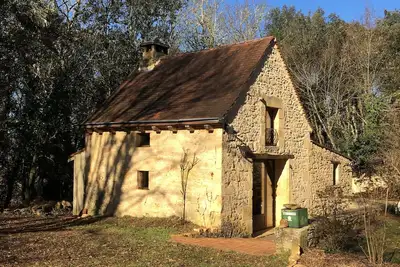 Image de Maison en pierres située dans le triangle d'or près de Sarlat