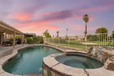 Image de Villa Chella - Walking distance to Coachella and Stagecoach, golf course views