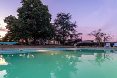 Spacious Maison de Campagne with Pool