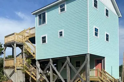 Image de Hole in the Wall- Sound Side with Hot Tub!