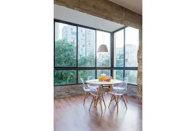 Image de Designer Ultra Modern/ Walk To Beach/ 3bdr+2bath