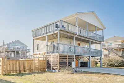 Image de La Carolina del Mar - Kdh Mp 5. 5, 250 Yds to Beach, Ocean View, Hot Tub, Flex Stays
