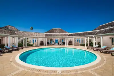 Image de Phoenix (5/7 Rooms) Luxury villa