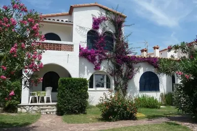 Image de Appartement 'Art-Apartamentos Revilla Tacke G' avec balcon, piscine partagée et Wi-Fi