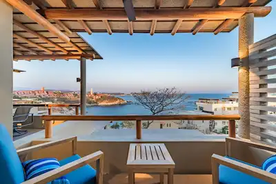 Image de Penthouse | Views + Beach Access + Rooftop Terrace