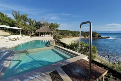 Image de Estate Palo de Brasil in El Farallon by Personal Villas - Luxurious Oceanfront
