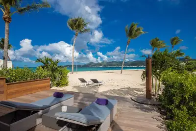 Condo Ski Beach in Nettle Bay by Personal Villas - Romantic Beachfront Condo