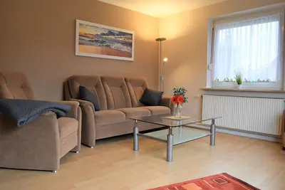 Image de Haus Bienchen für bis zu 8 Personen mit Garten und Terrasse