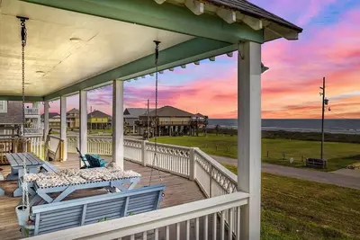 Image de Hot Tub! | Beach View | King Beds | Nov Specials