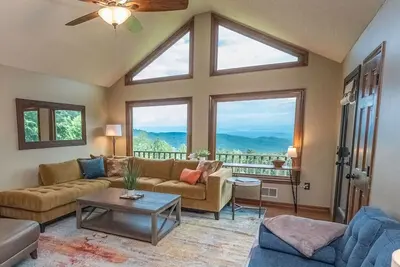 Image de Prayer Mountain View Cabin | Fire Pit