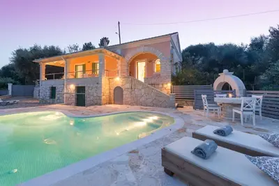 Image de Villa Rahi - Deux Chambres Villa, Couchages 4