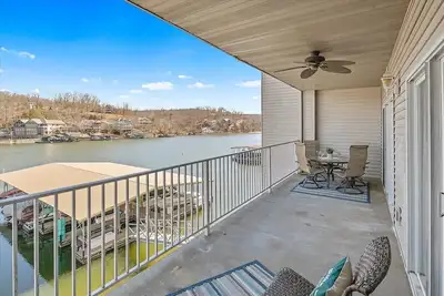 Image de Condo near Ozark Amphitheater Loto