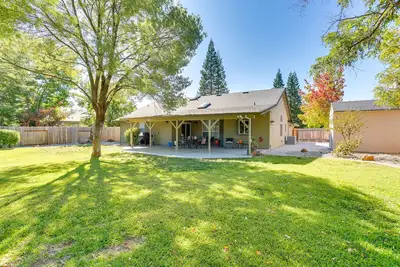 Image de Redding Home w/ Patio Near Fishing!