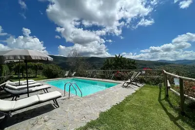 Image de Magnifique maison de vacances privée avec Wifi, bain à remous, piscine privée, climatisation, Tv