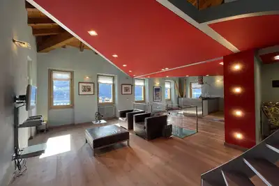 Image de Loft with lake view and garden