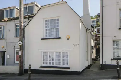 Alexandra Cottage, family friendly, character holiday cottage in Looe