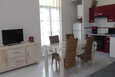 Image de Charmant F2 avec balcon et parking, proche cure et centre-ville – Amélie-les-Bains