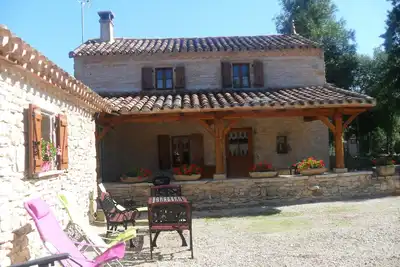 Image de Belle demeure Quercynoise au milieu d'un jardin