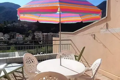 Image de Appartement F2 climatisé avec terrasse, parking, à 600m des thermes - Amélie-les-Bains