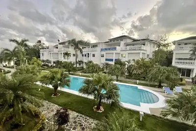 Image de Las Terrenas 3-Bdrm Ocean Front/View Condo