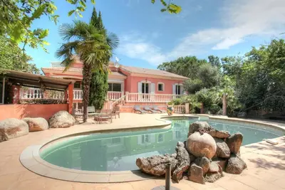 Image de Superbe Villa 16 couchages 5min de la mer