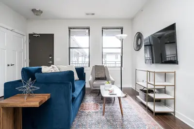 Image de CozySuites Music Row Elegant 1br with free parking! 15