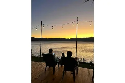 Image de Cabins on Lake Coatepeque