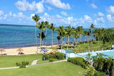 Image de —December Bargain—Shore Beats Work - and beachfront beats the winter blues!