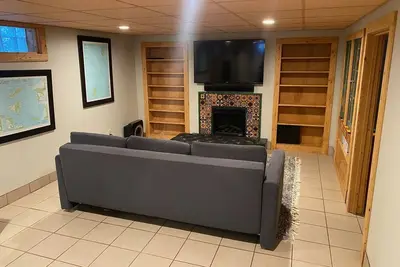 Image de The Nest - Classic Linden Hills Bungalow