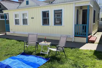 Image de Historic Lawn Way Cottage in the Heart of Capitola Village