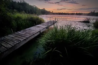 Image de Peaceful Wooded Retreat on Lake Ann