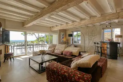 Image de Maison de caractère en pierre à 7 min d'un parc d'attraction