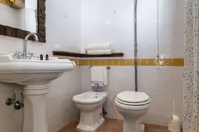 Duchy. Independent studio apartment with kitchenette
