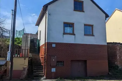 Image de Chata v DolnĂch VÄ›stonicĂch