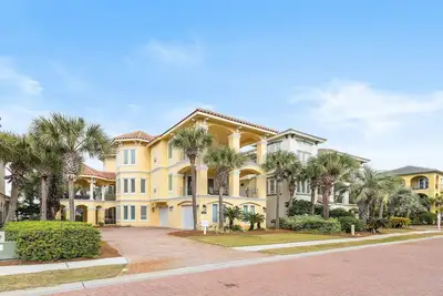 Image de All Decked Out | Stunning, Unobstructed Gulf Views. Pool, Private