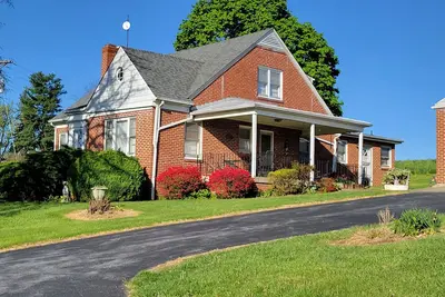 Richard's Fruit Market farm house.