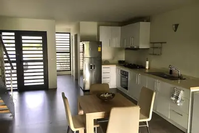 Image de Big house  2 min from the sea. long term