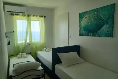 Image de Stunning apartment just steps from the sparkling blue sea