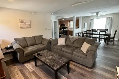 Image de Cozy- Spire, Winery Tours, Gotl, Beach