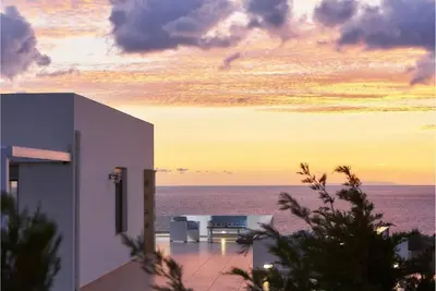 Image de Elkysti Crete Deluxe Apartment \"Stella\"