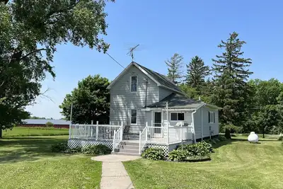 Image de Private farm close to town!