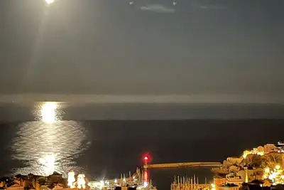 Image de Magnifique T3  85 M2 Vue panoramique sur la mer et les toits de Bastia.