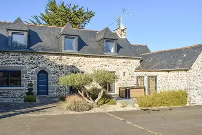 Image de Belle maison à Plouézec avec jacuzzi