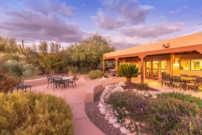 Image de Casa Coralina - A hidden treasure in Tanque Verde Valley