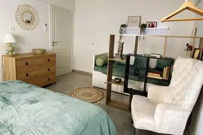 Image de Fully renovated 2 bedroom flat, ideal for fmailies with young kids