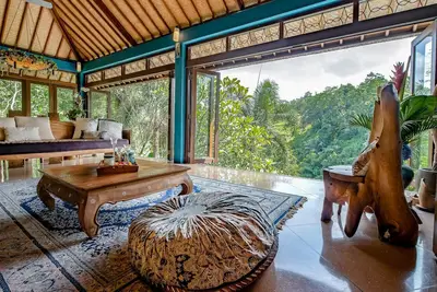 Image de 3br Villa Near Ubud Exotic Jungle Clift Views