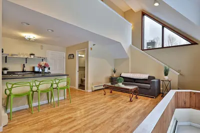 Image de The Birch Ridge: Owner's Suite #5 - Queen/Sofa Bed Suite in Killington. Hot Tub. Renovated.