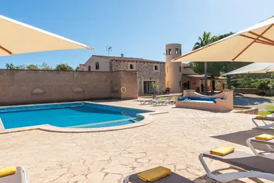 Image de Grande Maison Rurale Fina pour 12 Personnes à Felanitx, Mallorca