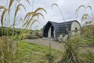 Image de Sea view Luxury Cabin, King bed, walk to Harbour and Beach