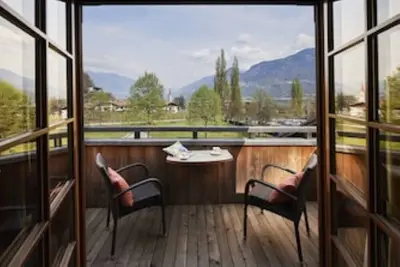 Image de Exclusive apartment at the Brandis estate